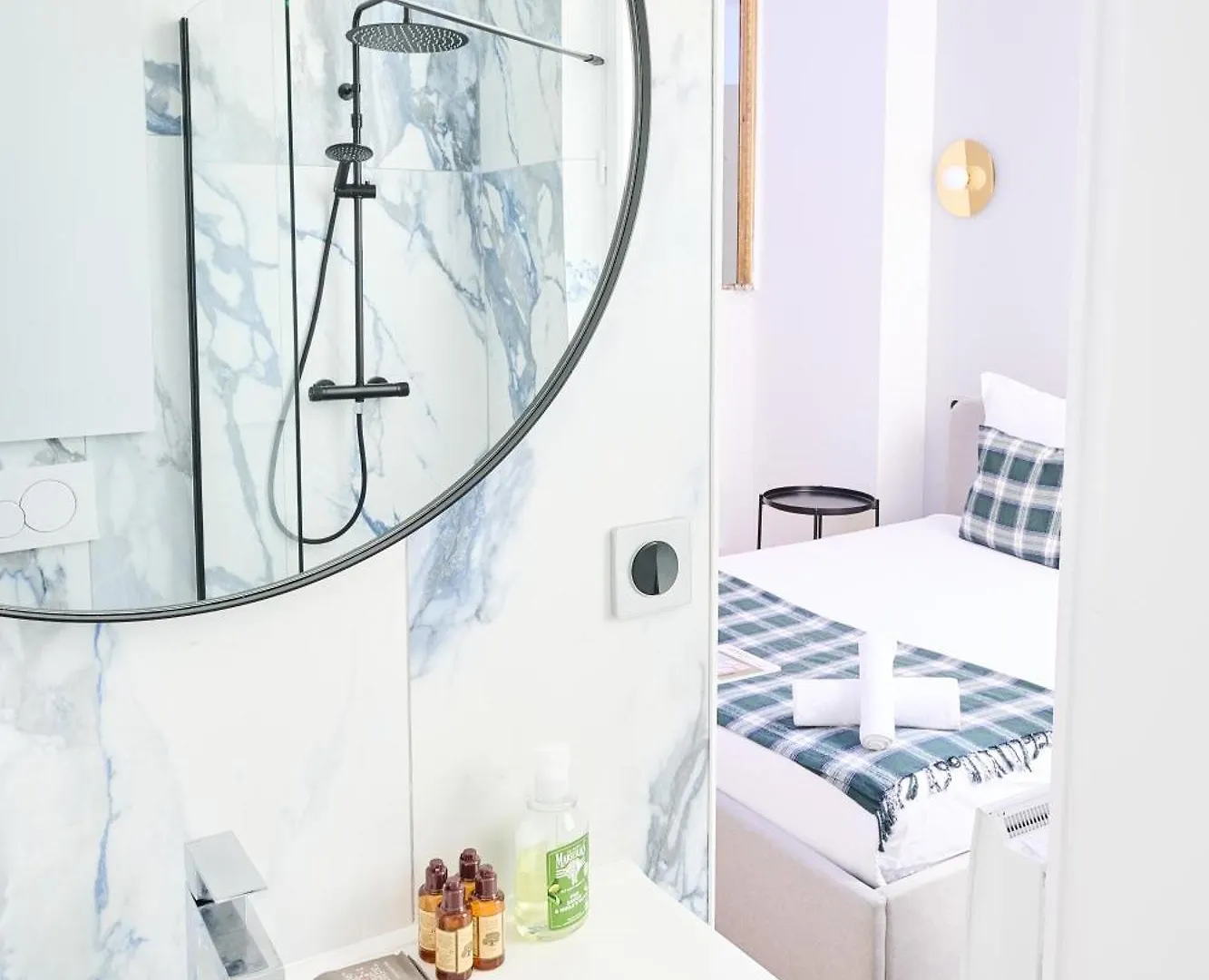 Apartment Champs Elysees!Montaigne, New Luxurious 6Pers Flat Paris